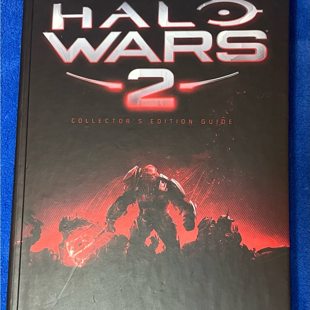 2017 Hardcover HALO WARS 2 Collector’s Edition Guide. Walkthrough